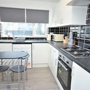 4 Bedroom House In East Holiday home